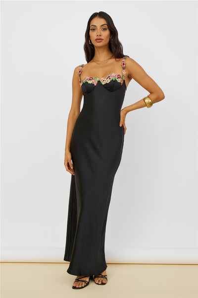 Magnetic Forces Maxi Dress Black