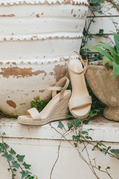 VERALI Amaya Wedge Heels Nude